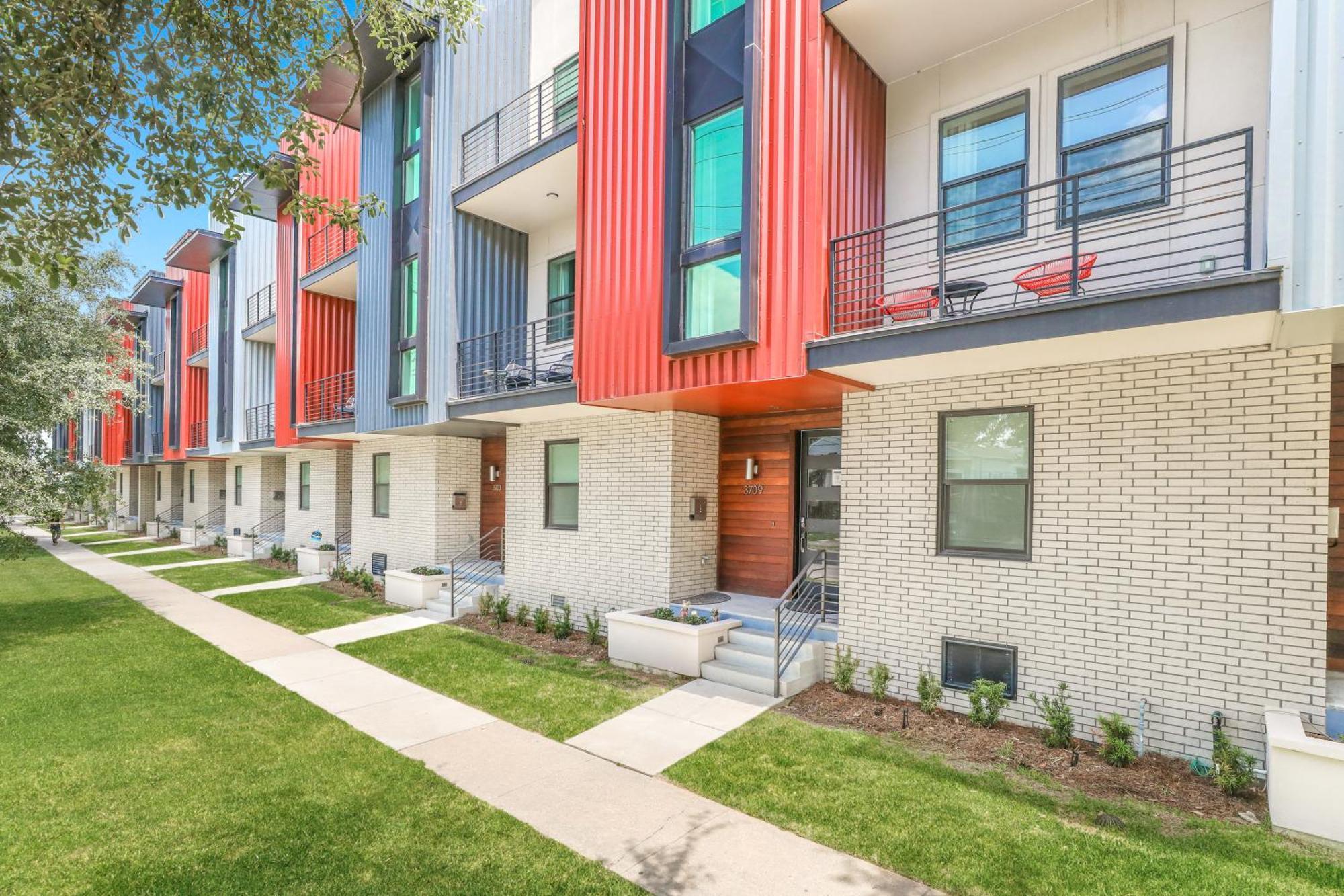 4br Townhouse In Bienville *
