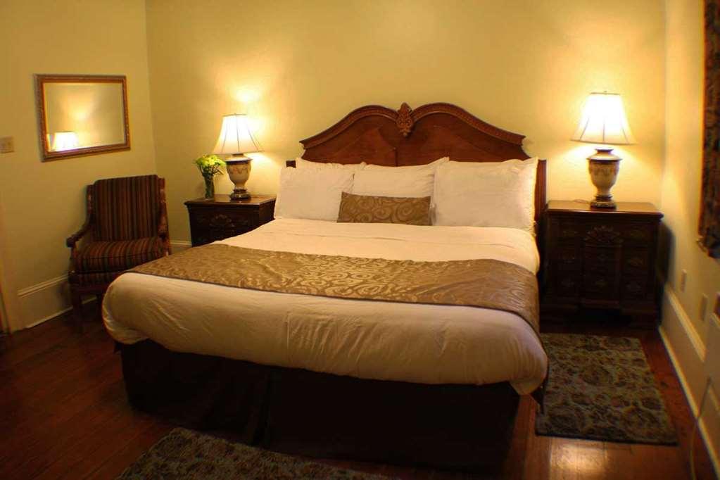 Historic Streetcar Hotel New Orleans