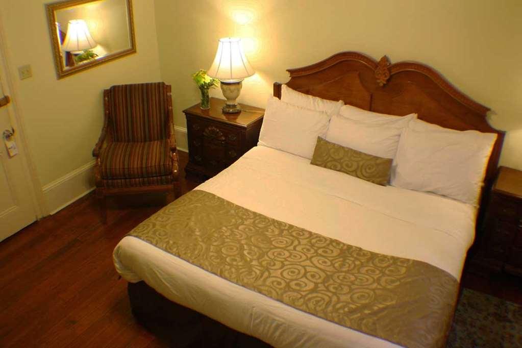 Hotel Historic Streetcar 2*