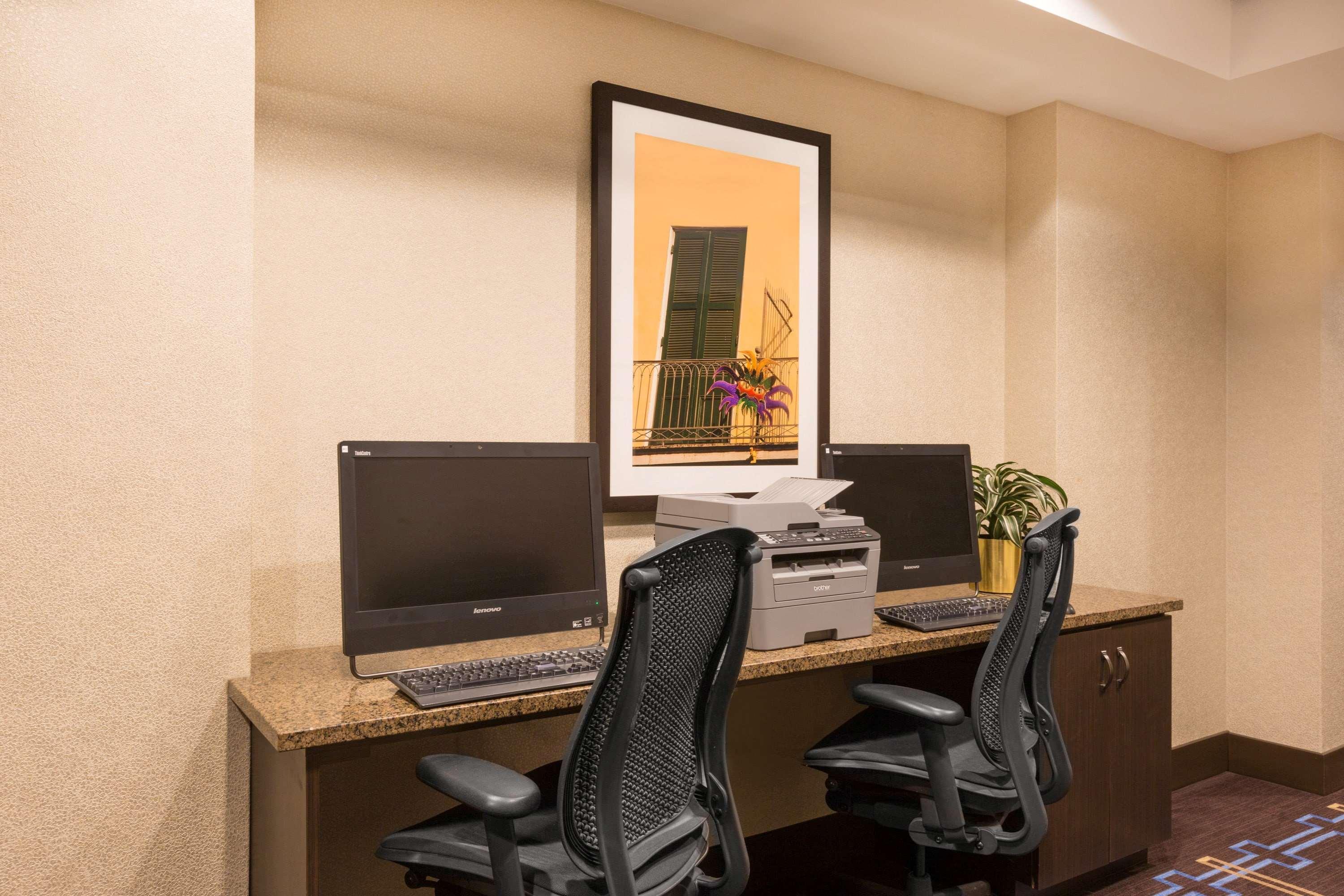 Hotel Wyndham French Quarter 4*
