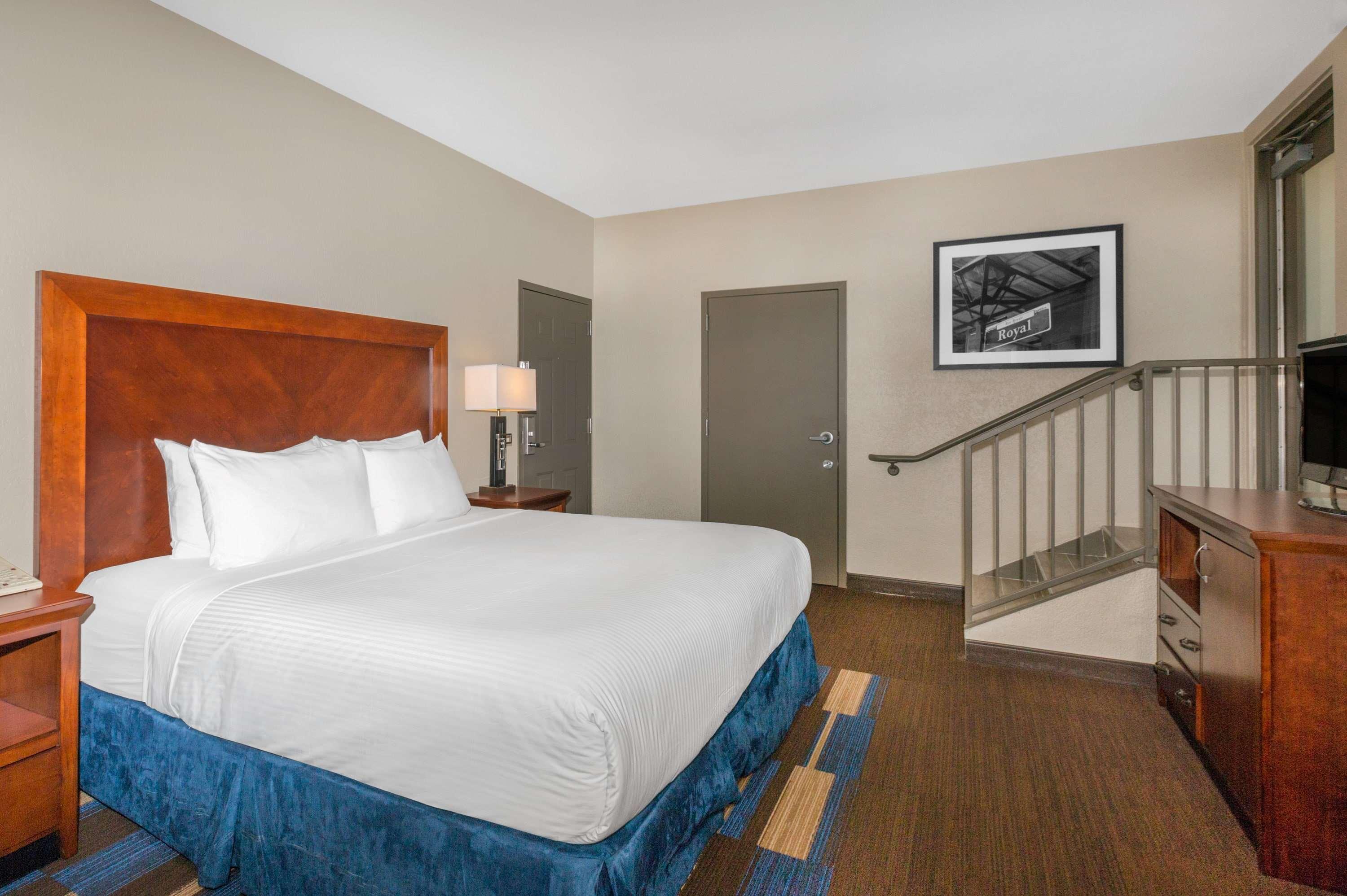 Wyndham French Quarter 4*