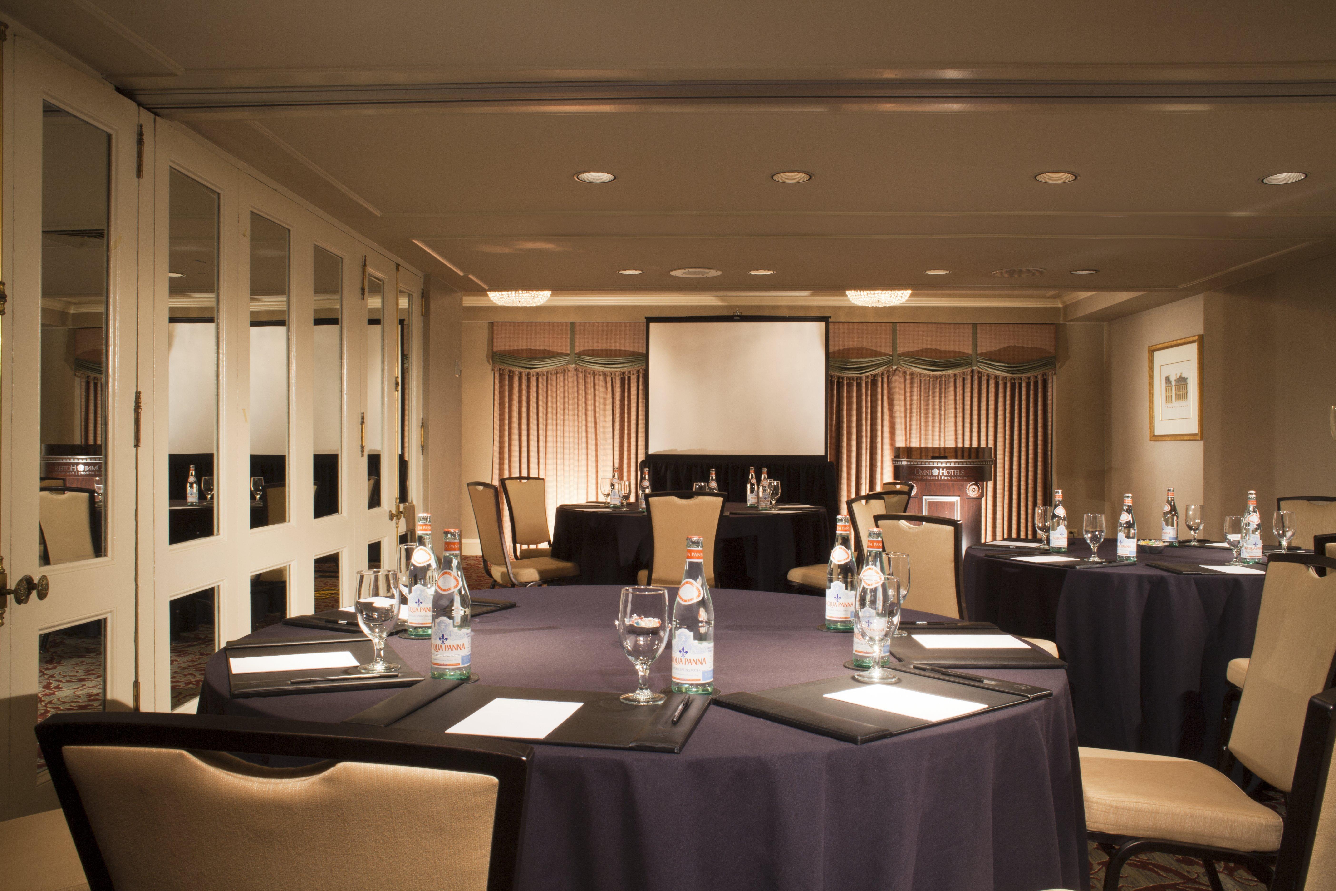 Hotel Omni Royal Orleans 4*