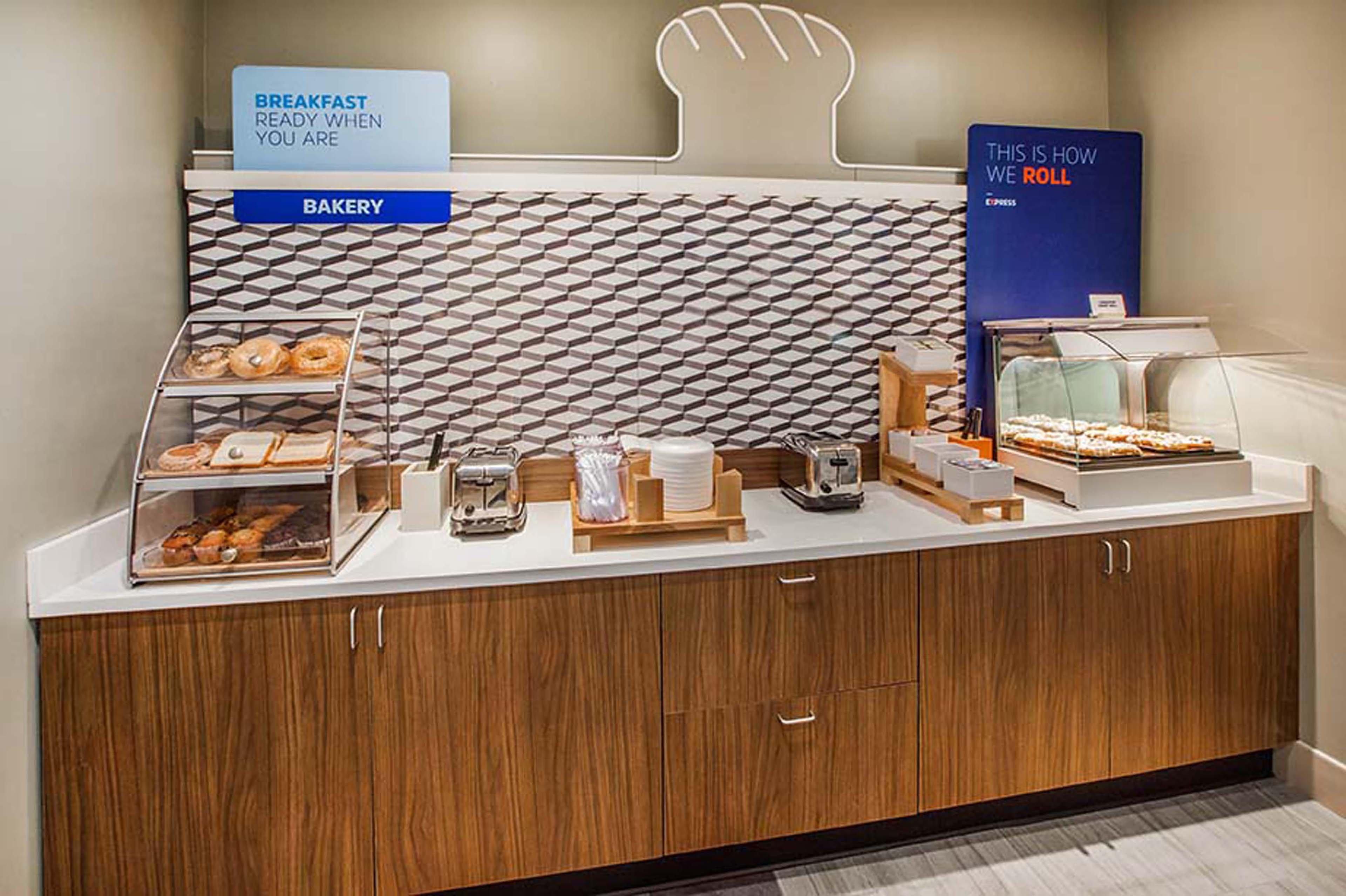 Express East By Ihg New Orleans