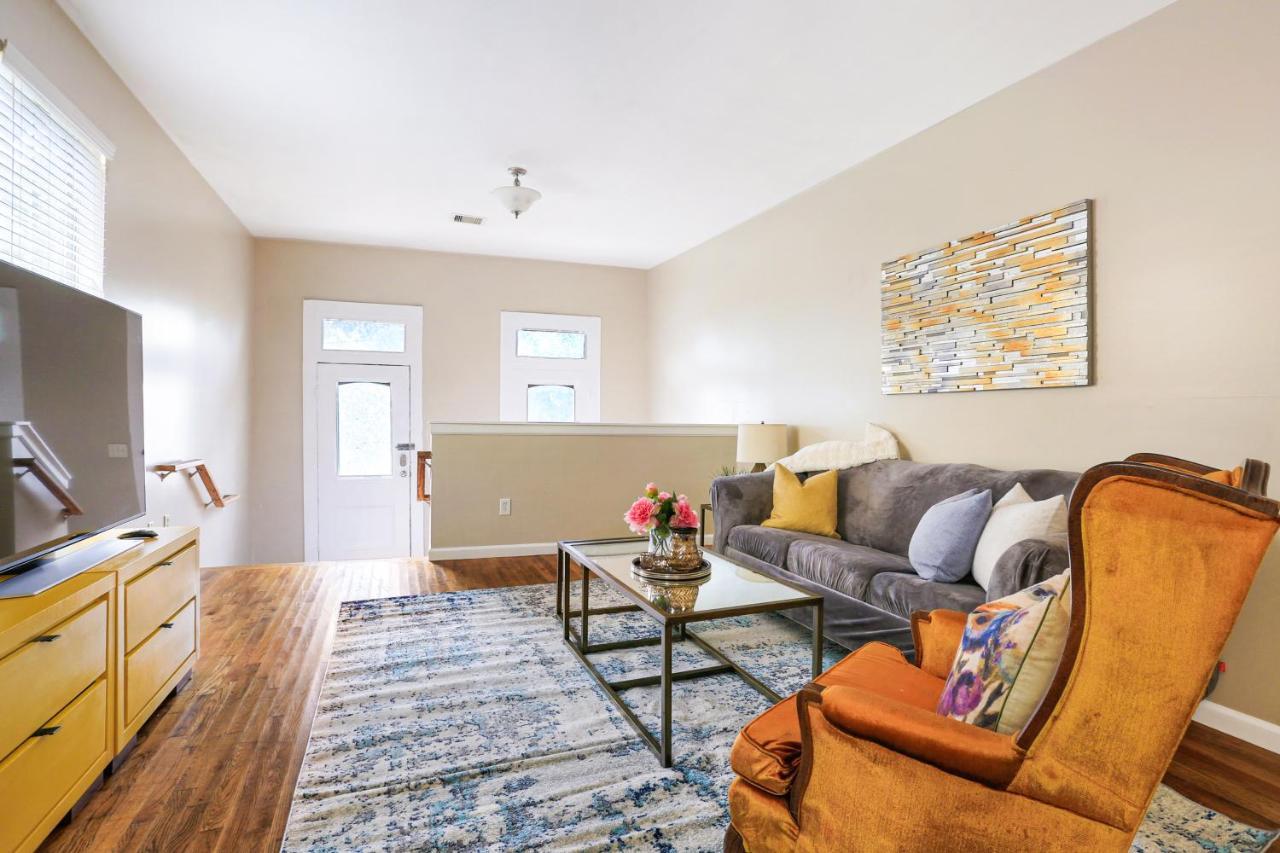 Apartment Spacious Historic Mid-city 2 Bedroom House!!!