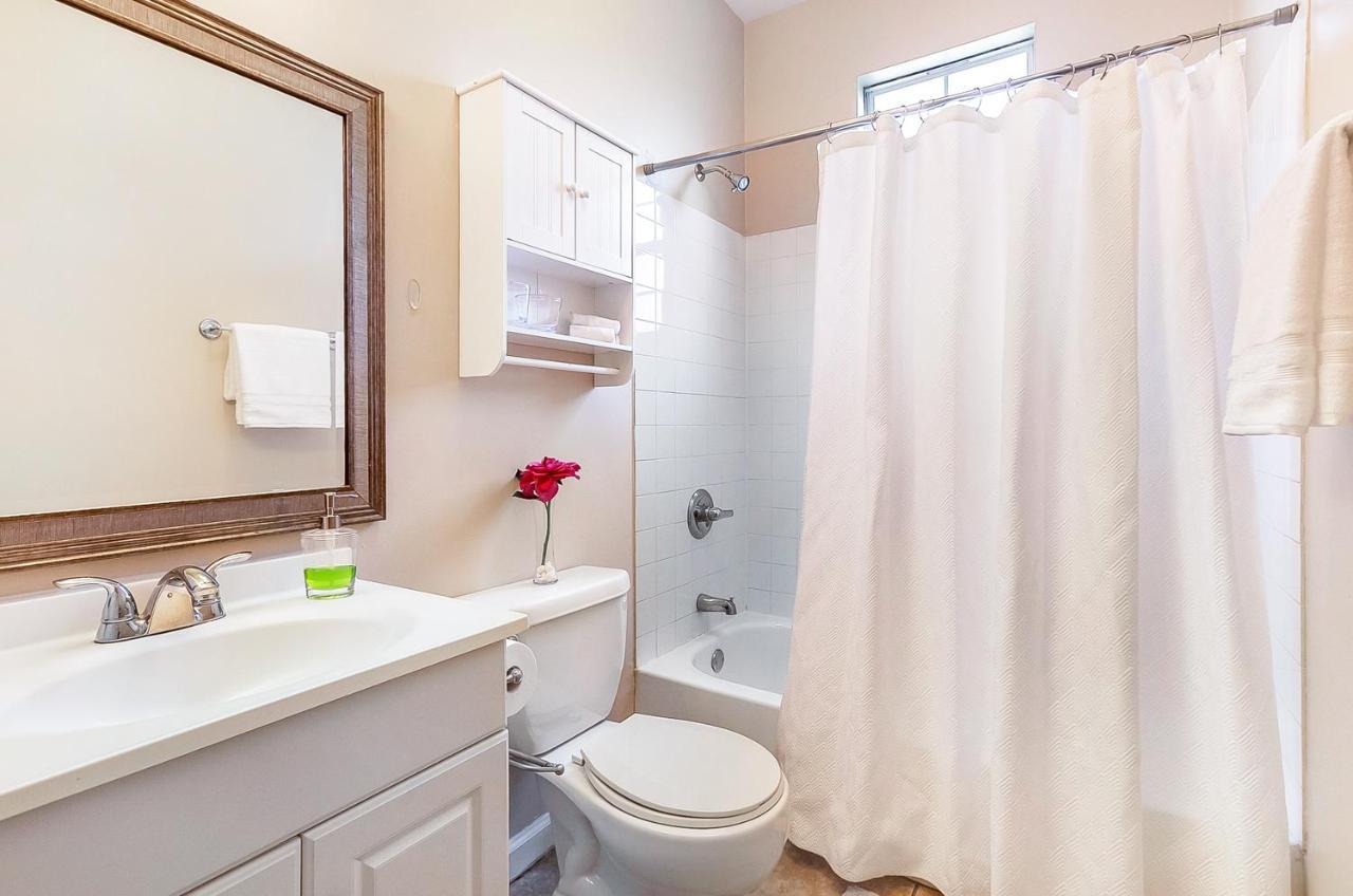Spacious Historic Mid-city 2 Bedroom House!!! Apartment