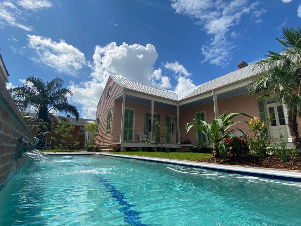 Holy Cross Garden W Lap Pool And Jacuzzi Villa *