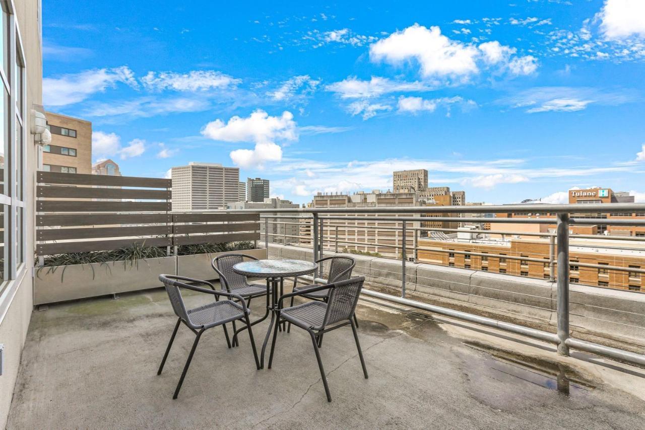 Modern & Fully Furnished In The Heart Of The Apartment New Orleans