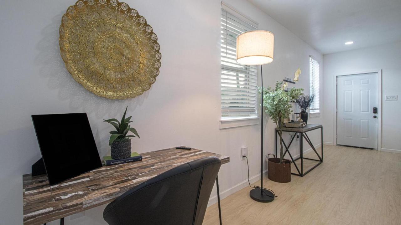 Vibrant Blue Luxury Loft 2316 * New Orleans