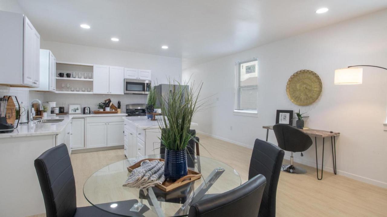 Apartment Vibrant Blue Luxury Loft 2316 New Orleans