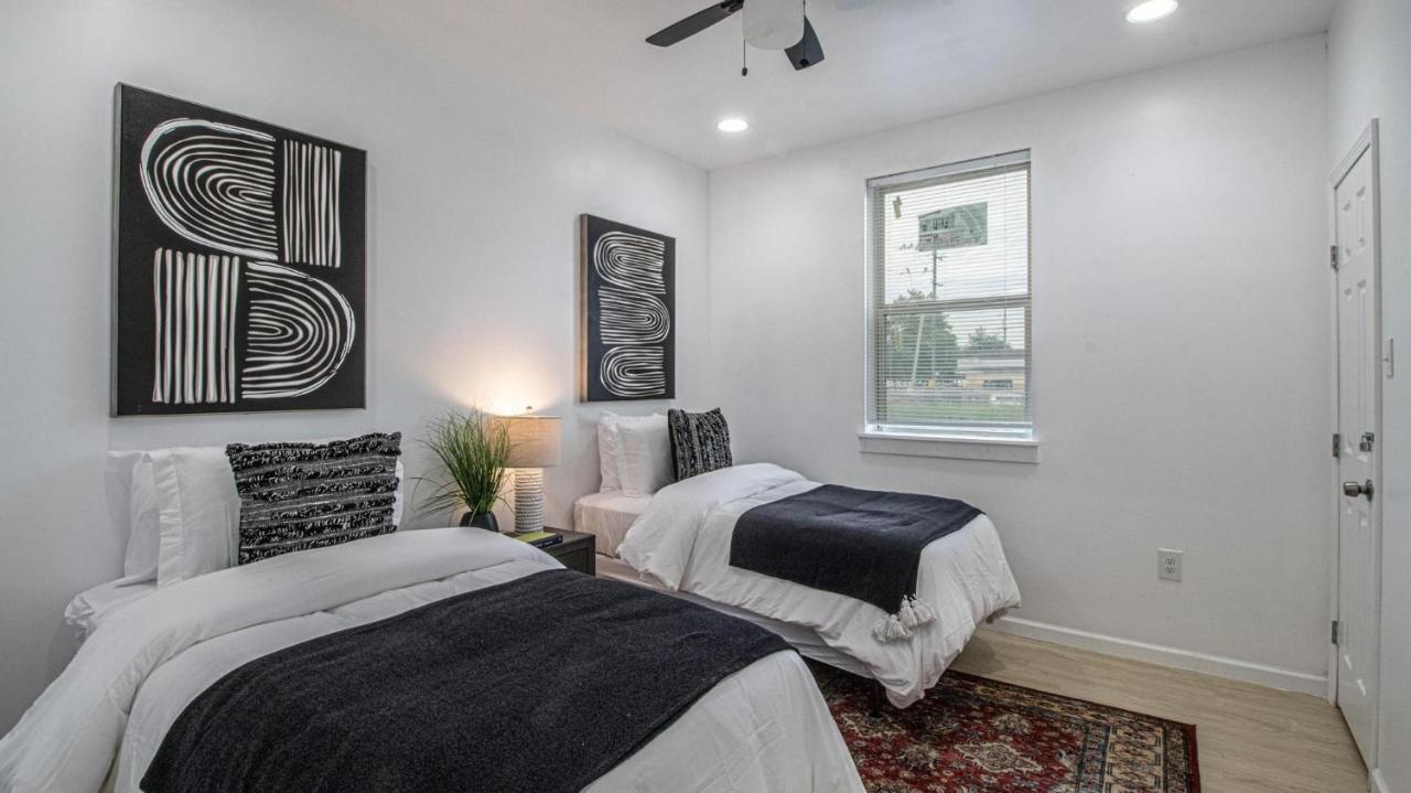 Apartment Vibrant Blue Luxury Loft 2316 New Orleans