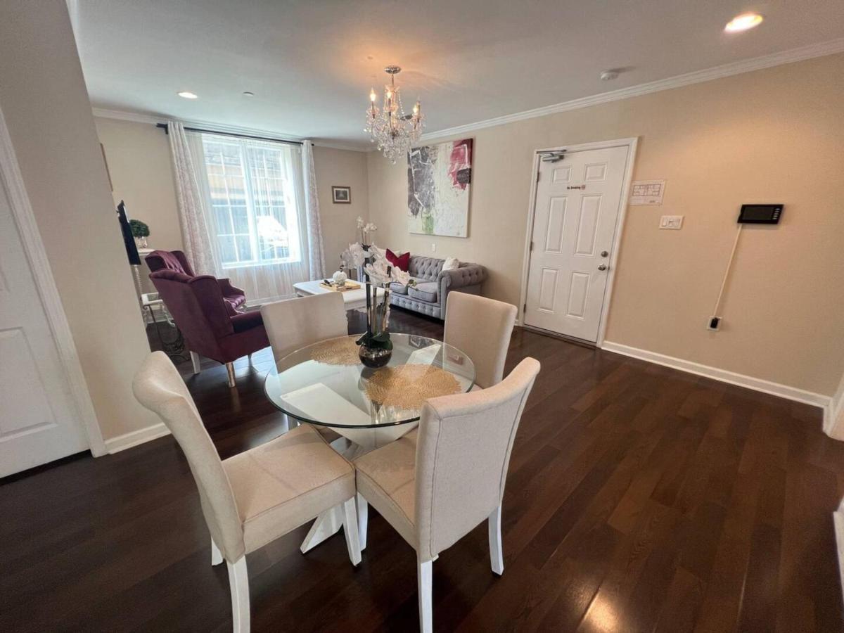 Tise Plaza Apartment New Orleans