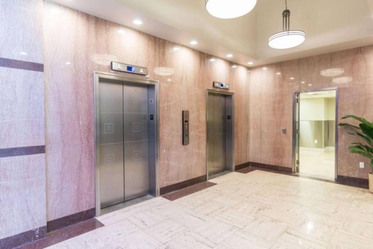 Stylish Walking Distance To Local Attractions Of * New Orleans