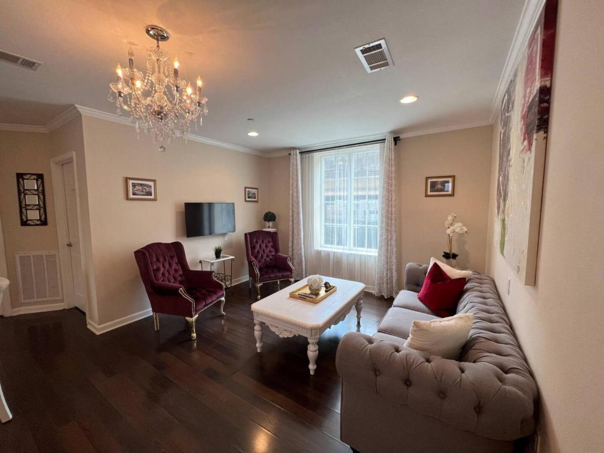 Tise Plaza Apartment
