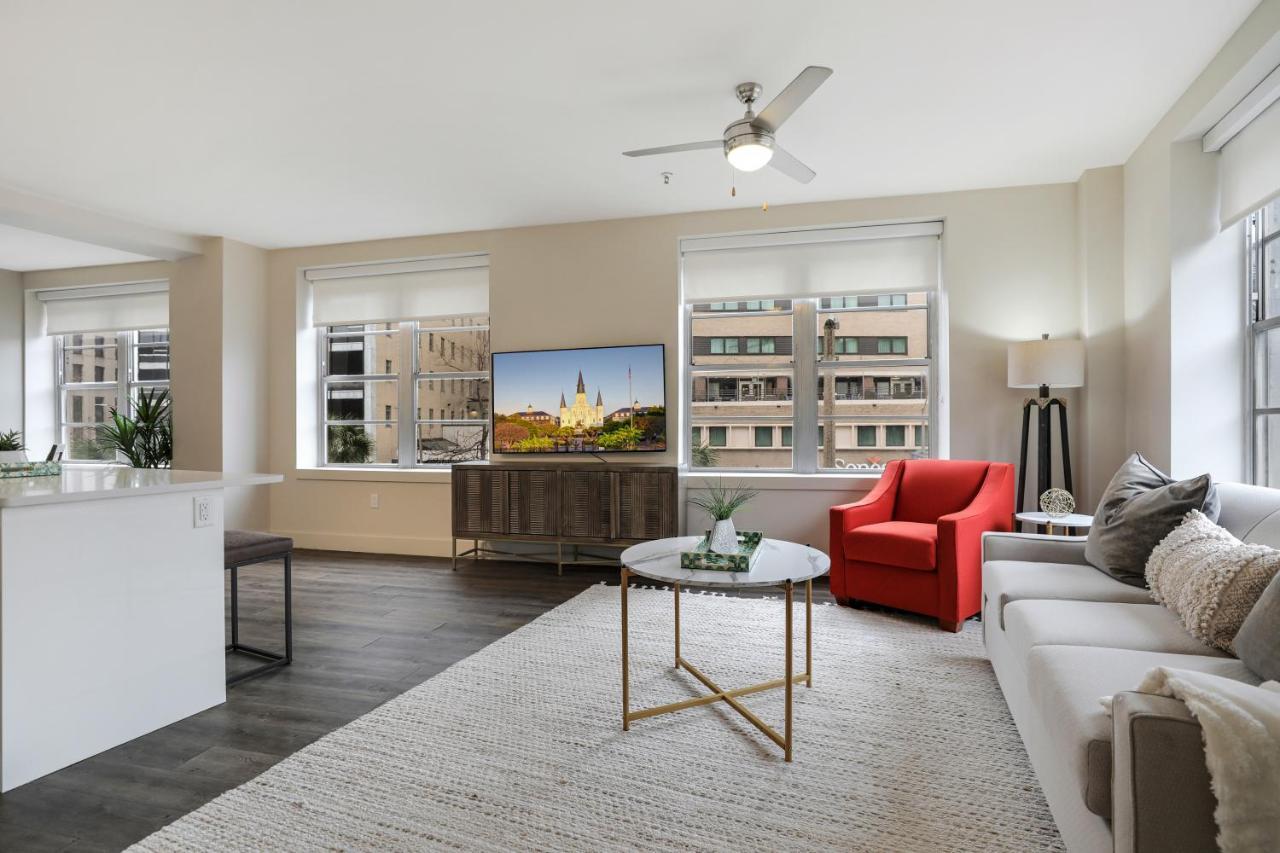 Modern & Fully Furnished In The Heart Of The * New Orleans