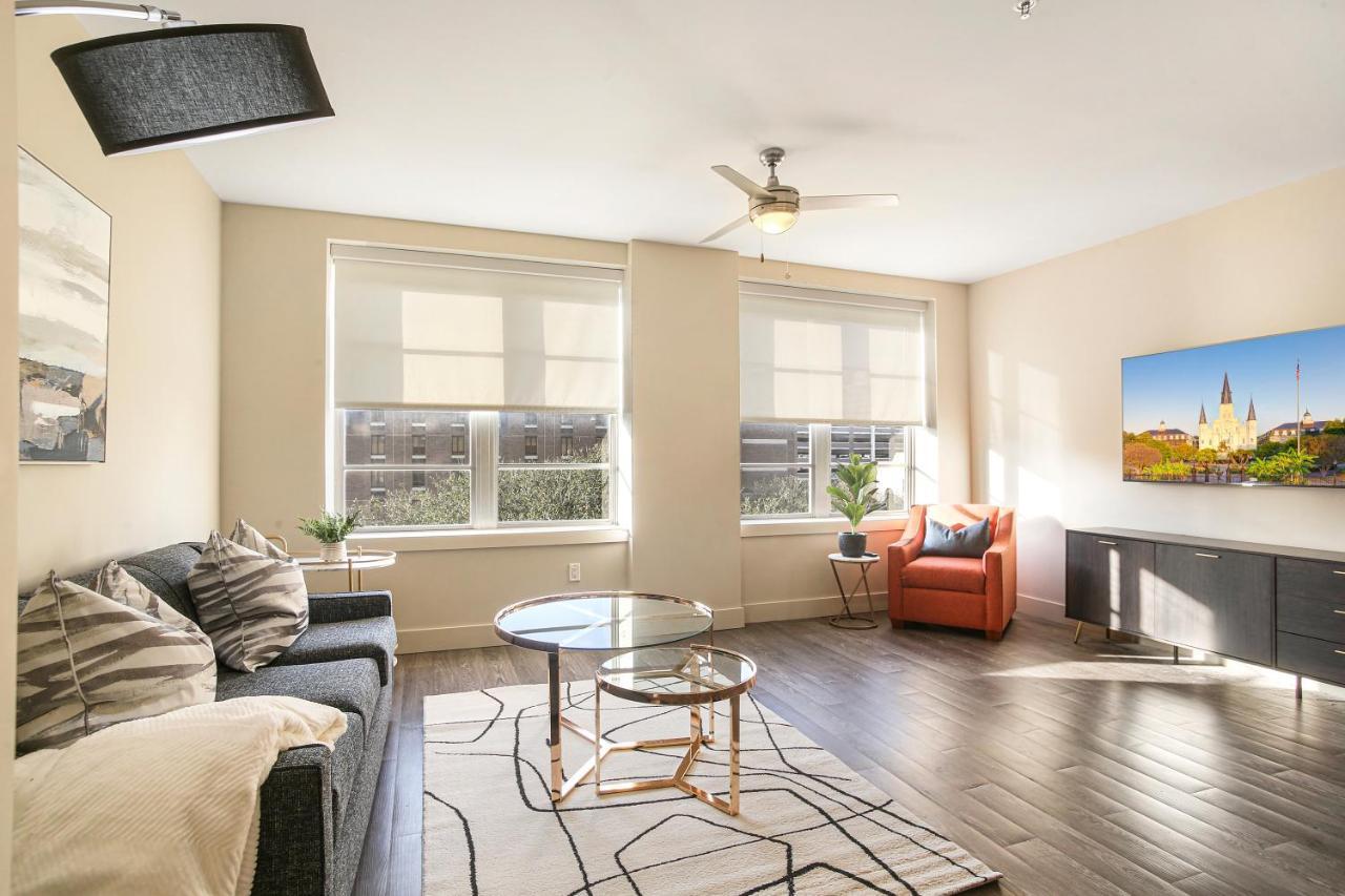 Modern & Fully Furnished In The Heart Of The Apartment New Orleans