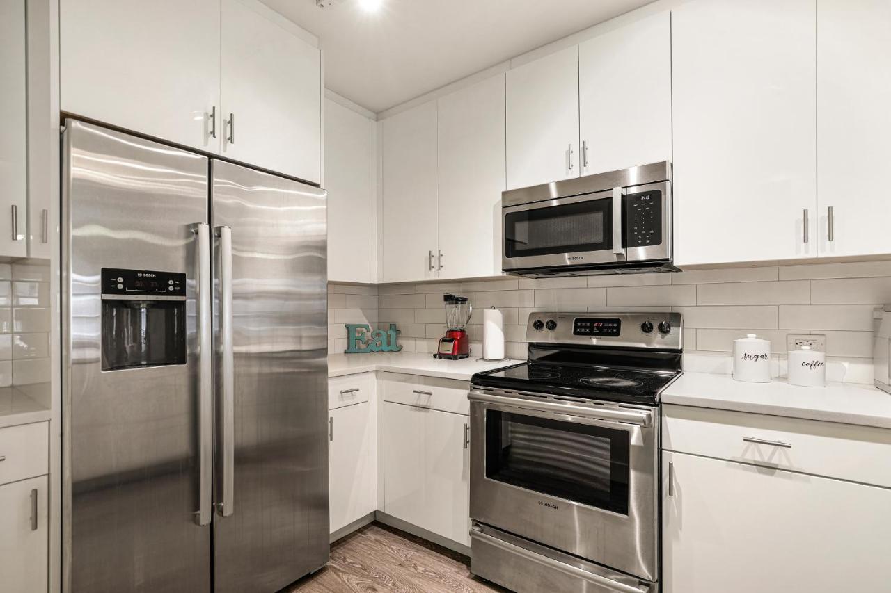 Peaceful Walking Distance To Bourbon Street *