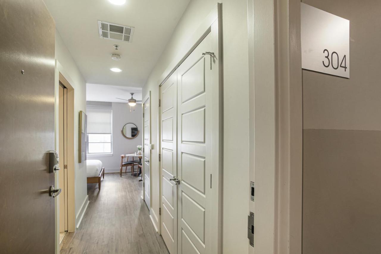 Bourbon Street Bliss Apartment *