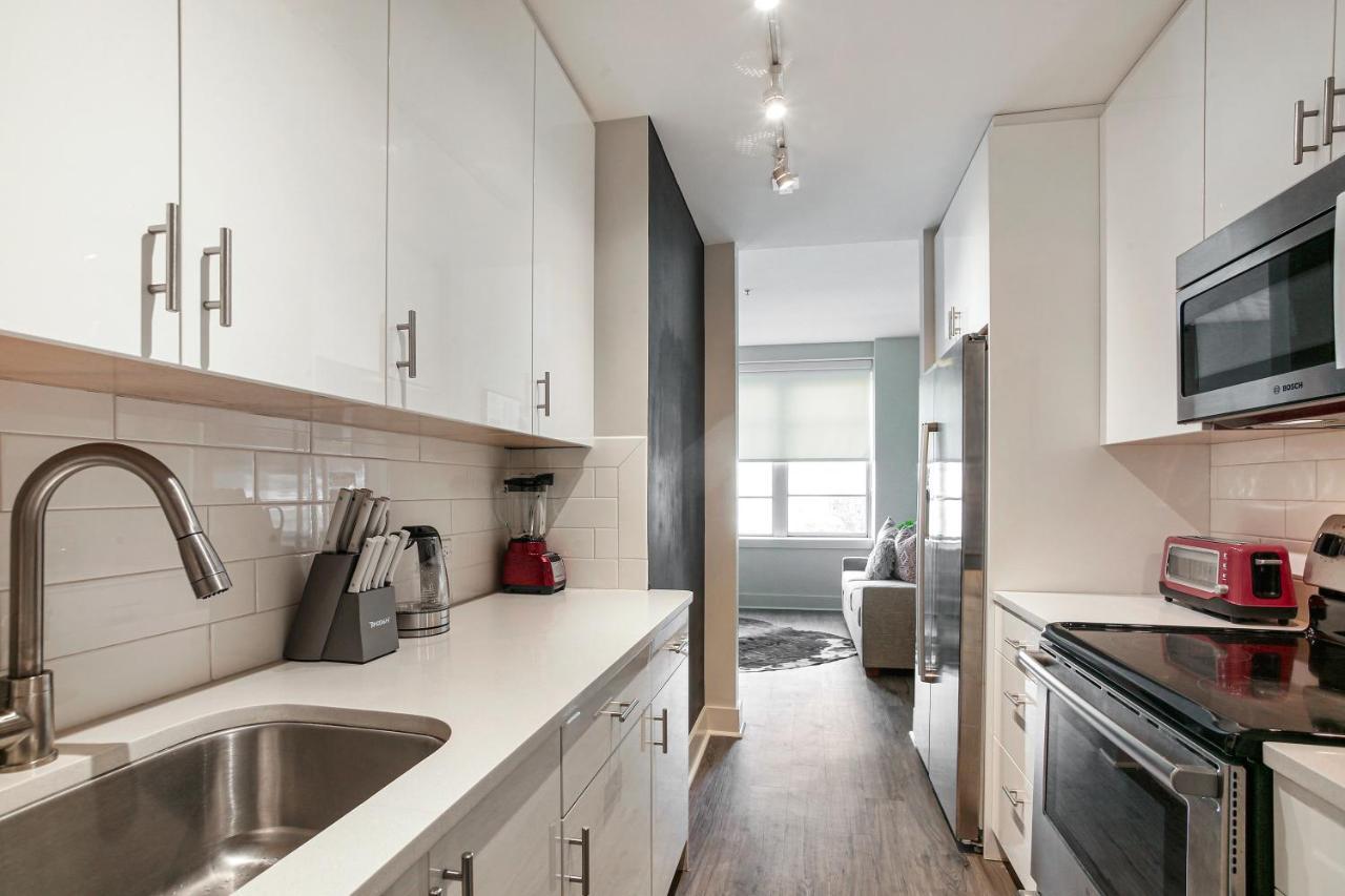 Bourbon Street Bliss Apartment *