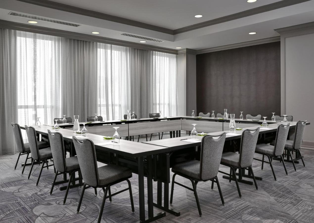 Loews Hotel 4*
