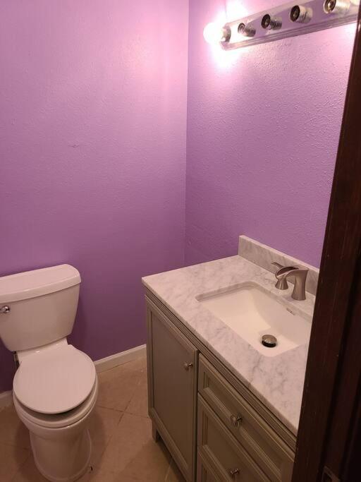 Holiday home Orleans House With Pool & Parking, Peaceful Block *