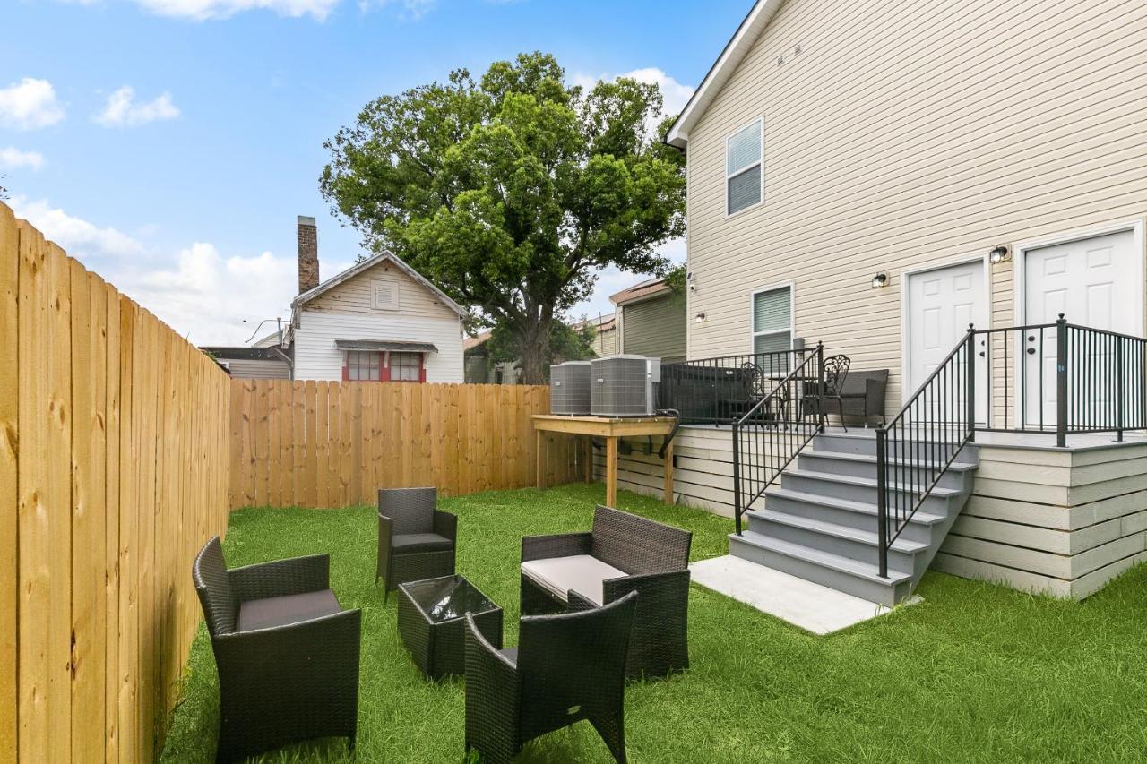 Luxury 3br Oasis W Jacuzzi Apartment *