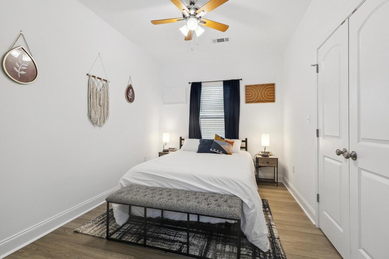Luxury 3br Oasis W Jacuzzi Apartment
