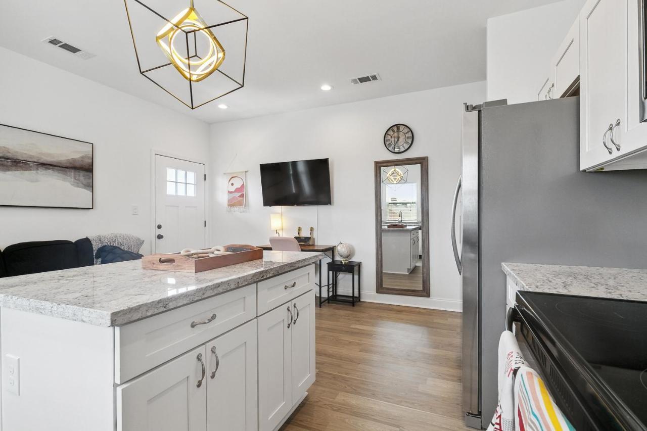 Apartment Luxury 3br Oasis W Jacuzzi *