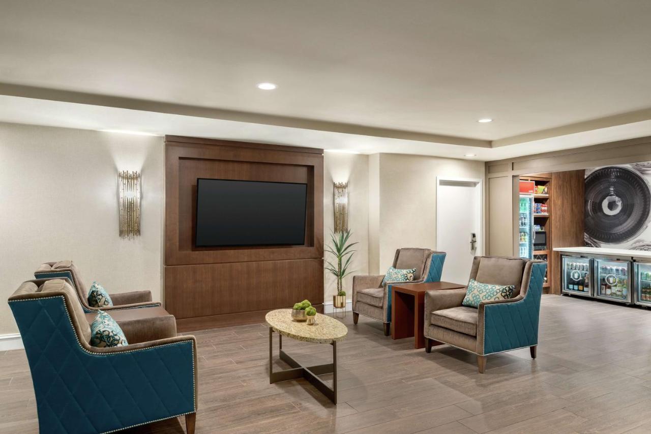 Hampton Downtown / French Quarter Area Hotel
