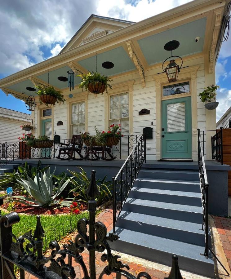 Holiday home Luxury Historic Shotgun In Lower Garden District *