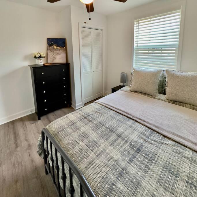 Apartment Walk To Superdome - 5 Min To Canal St - 8min To French Quarter New Orleans