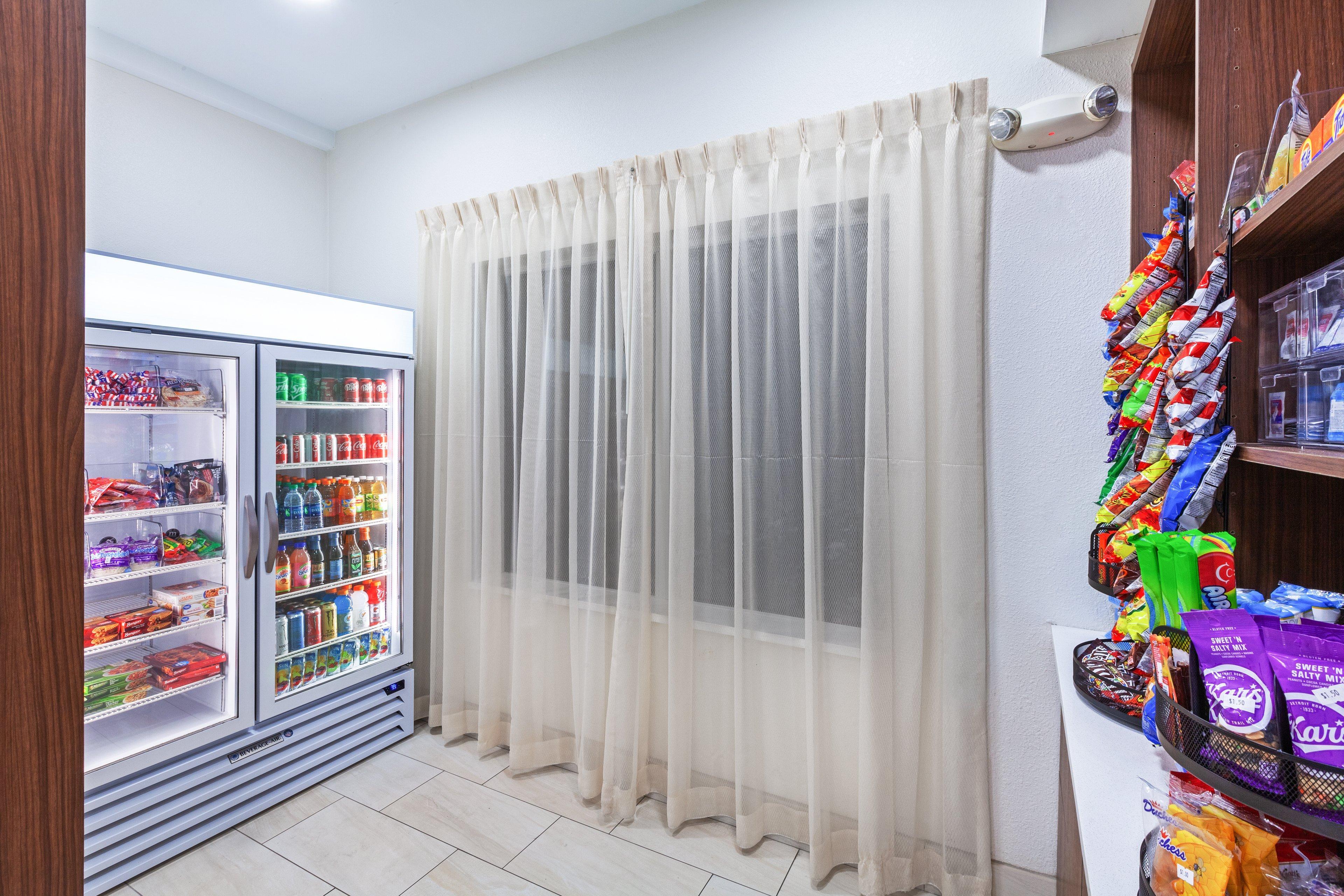 Express East By Ihg Hotel New Orleans