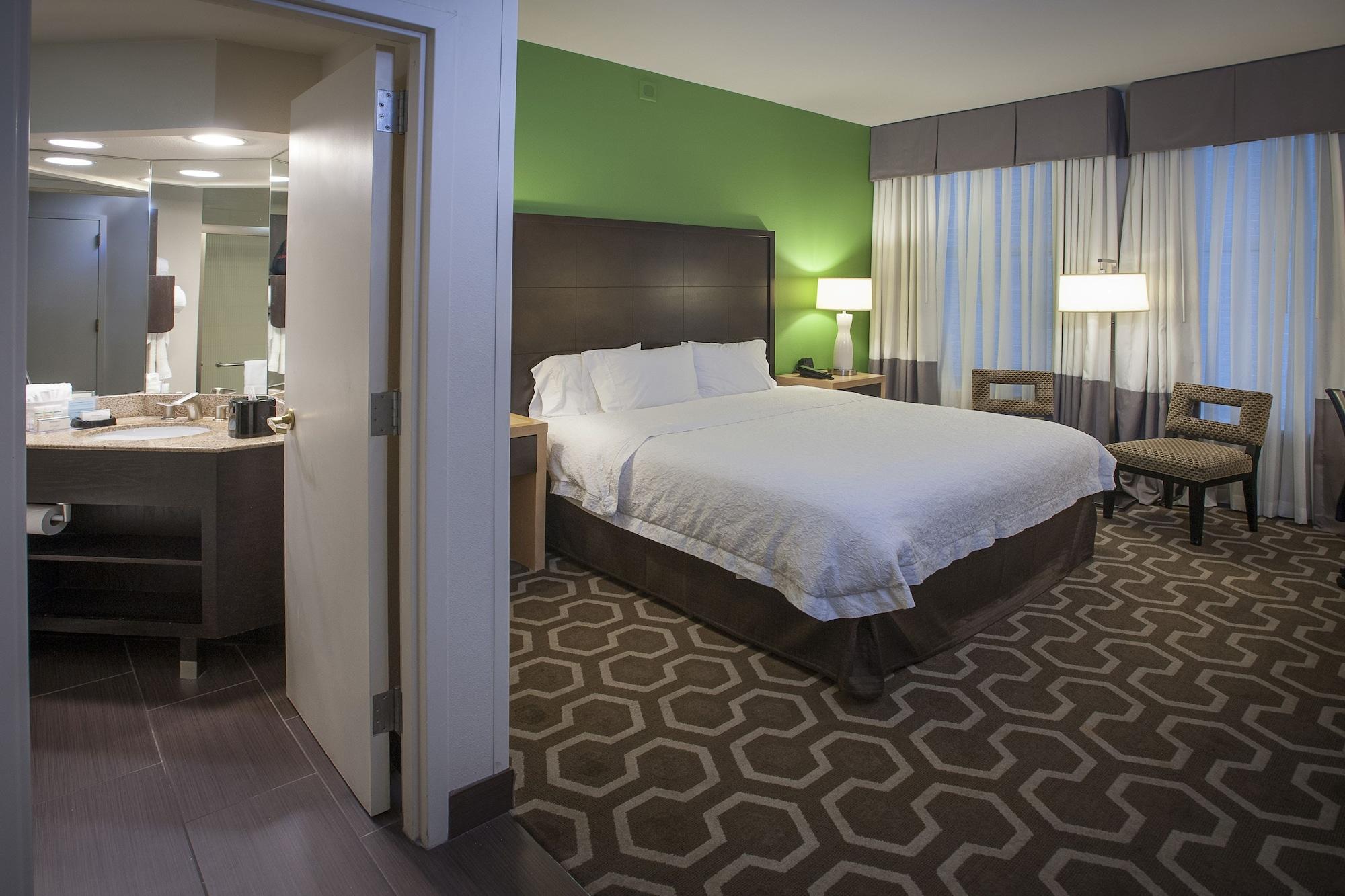 Hampton Downtown / French Quarter Area 3*