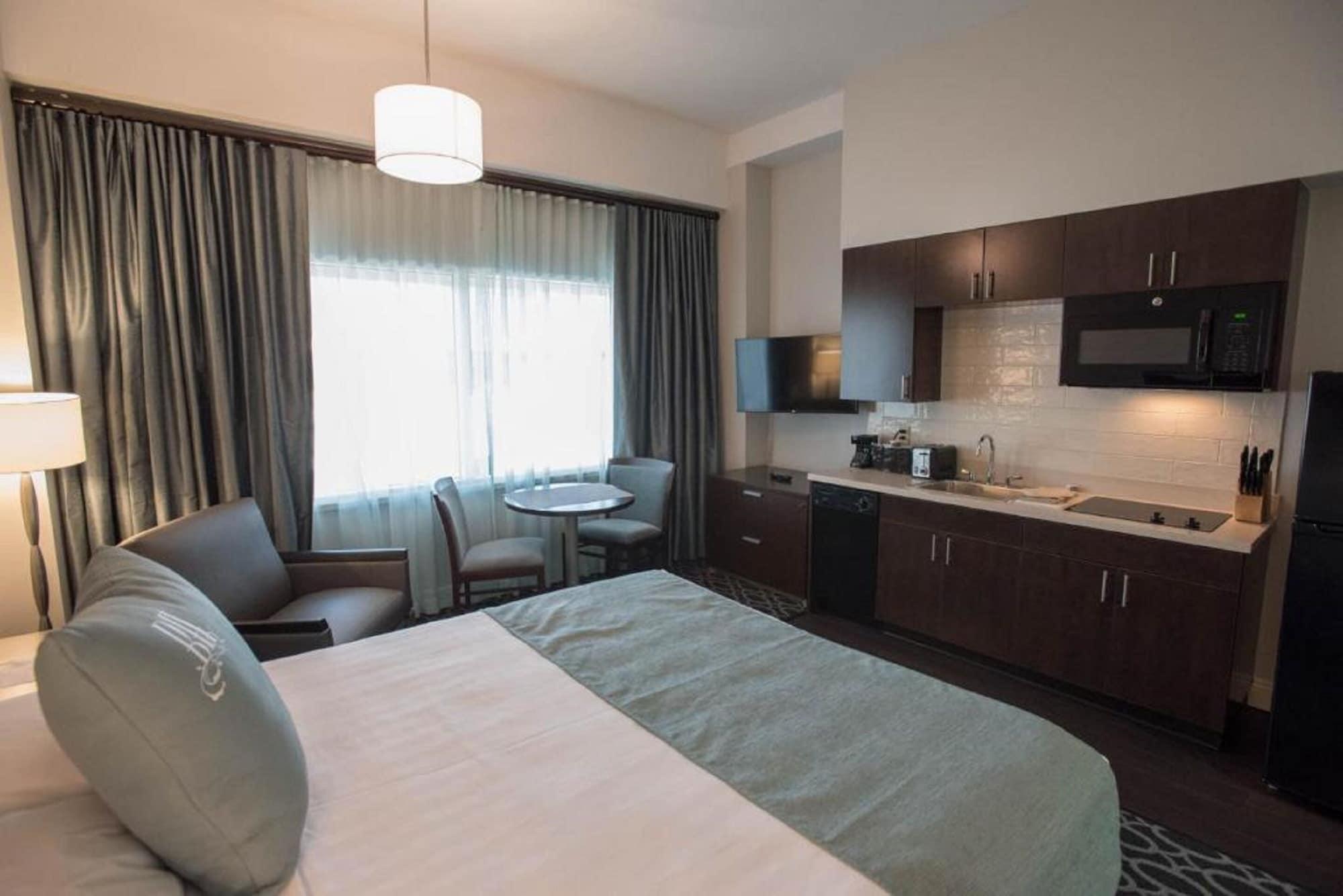 Brent House 3*