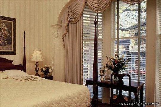The Queen Anne Bed & Breakfast 3*