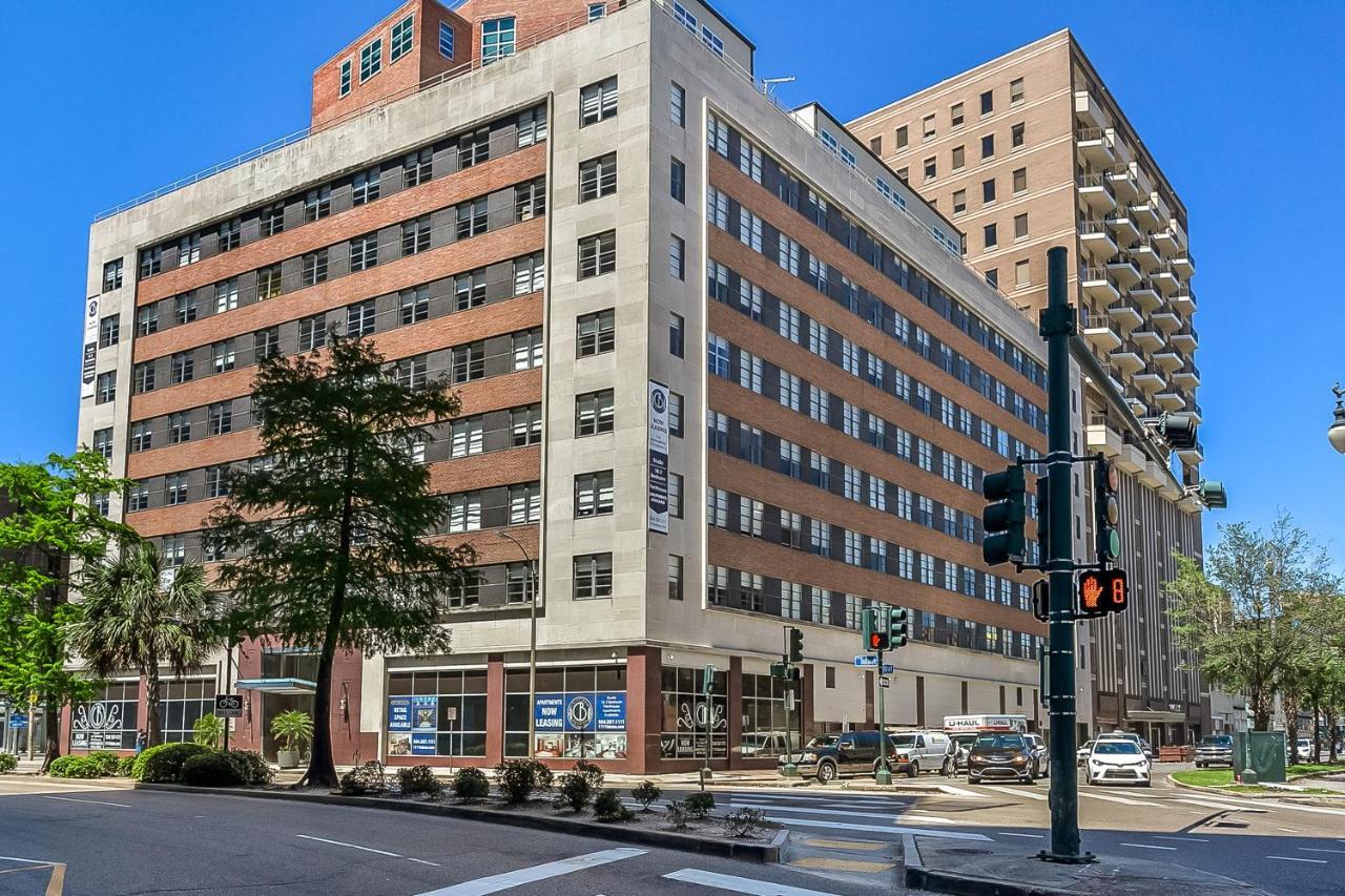 California Building Oasis: 1br In Vibrant *