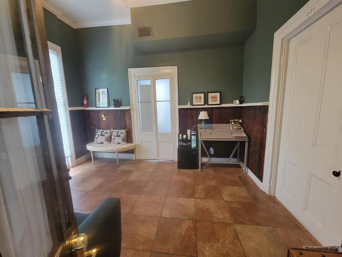 Bed & Breakfast Maison Des Lunes New Orleans