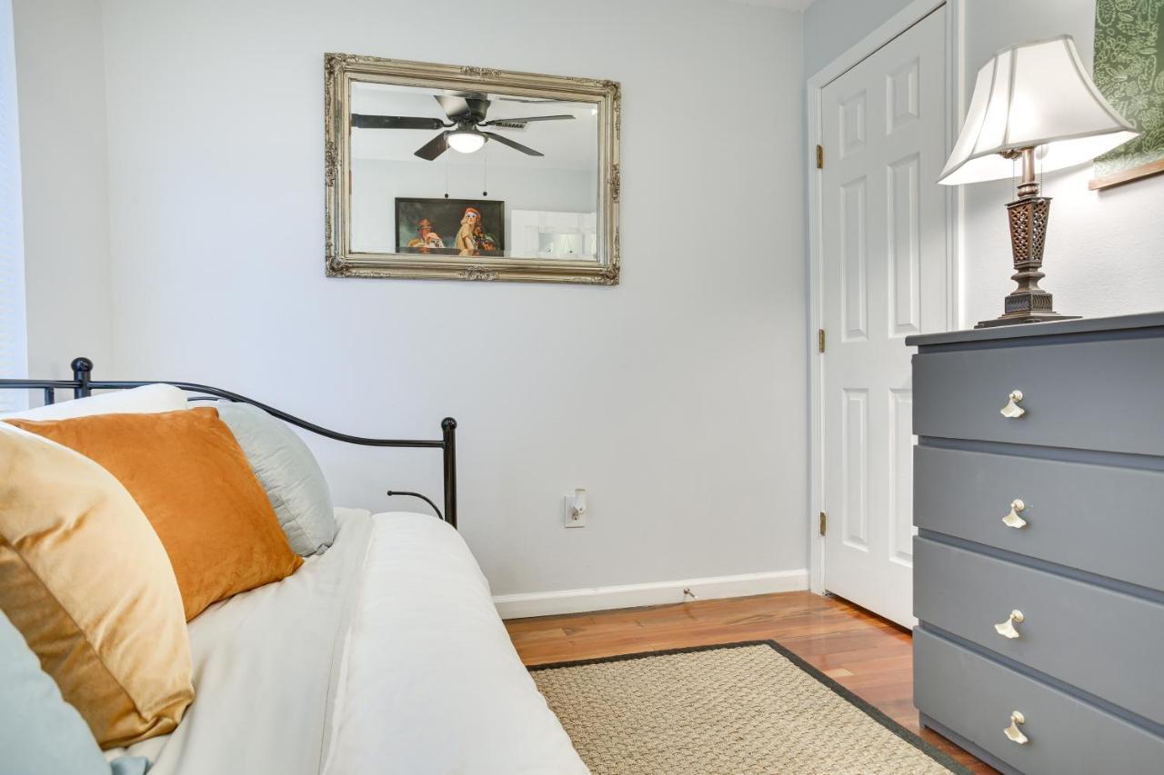 Holiday home Duplex Walk To Parks And Restaurants! *