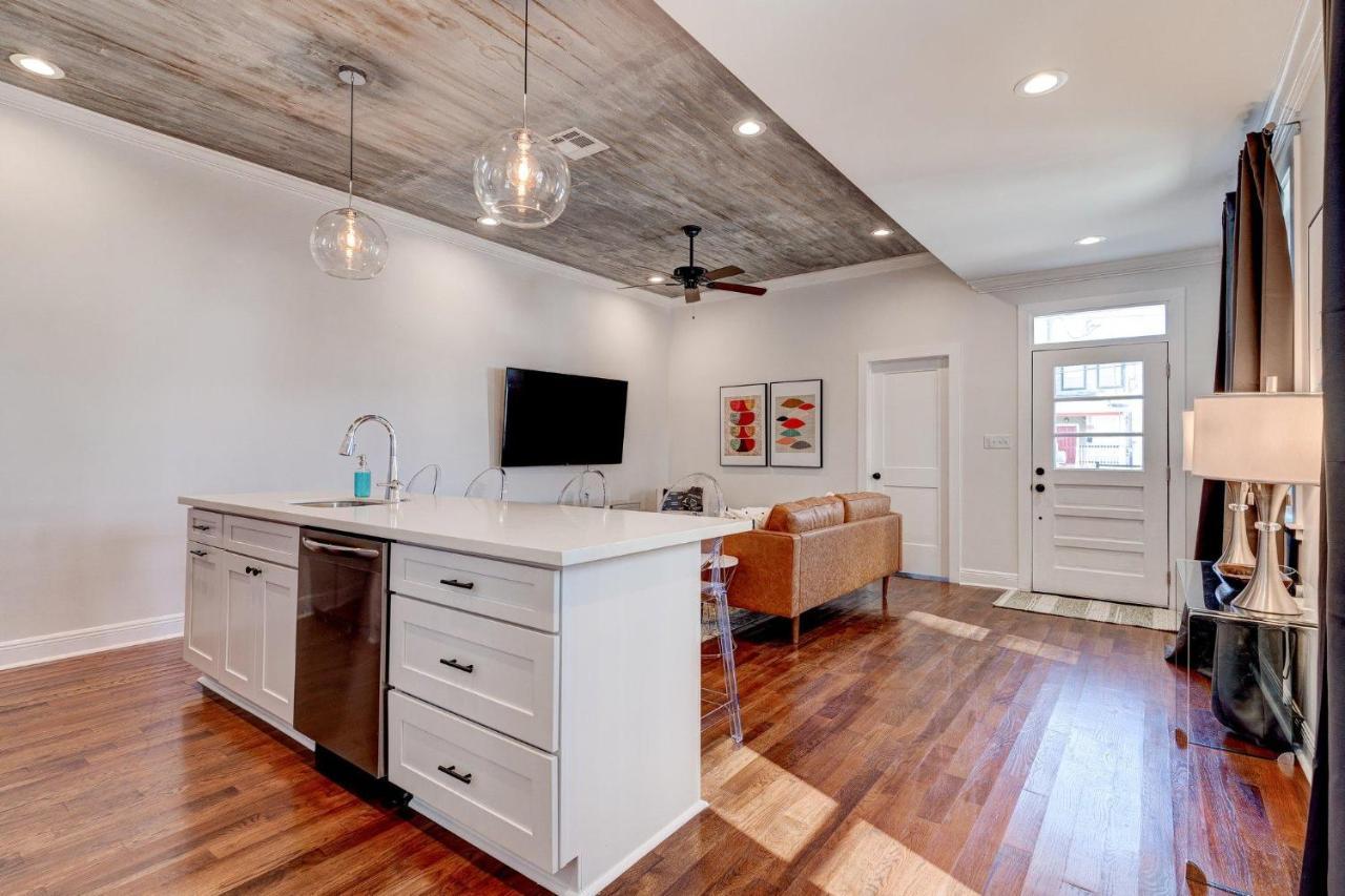 Updated Mid-city Marvel Spacious 3br Pool