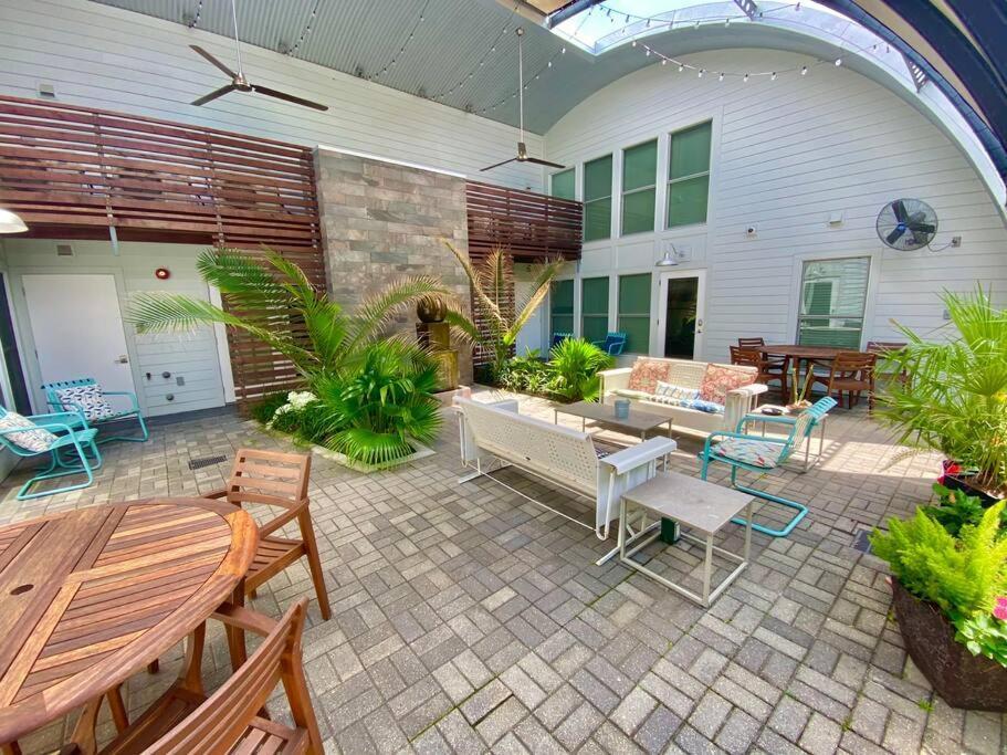 Holiday home The Moon Quonset Hut Vacation Heated & Chilled Pool New Orleans