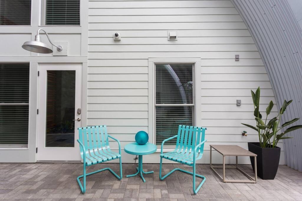 Holiday home The Moon Quonset Hut Vacation Heated & Chilled Pool