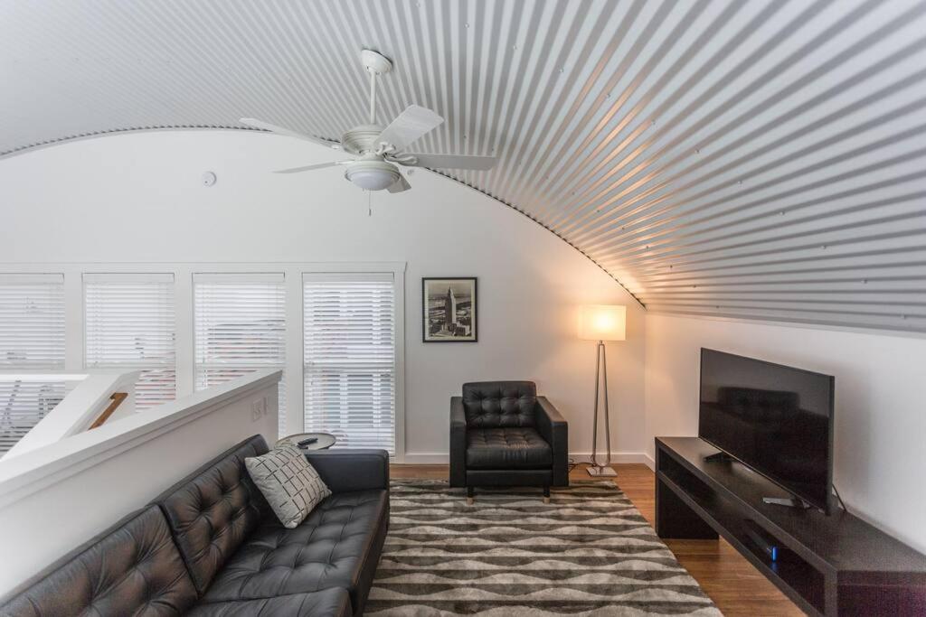 The Moon Quonset Hut Vacation Heated & Chilled Pool New Orleans
