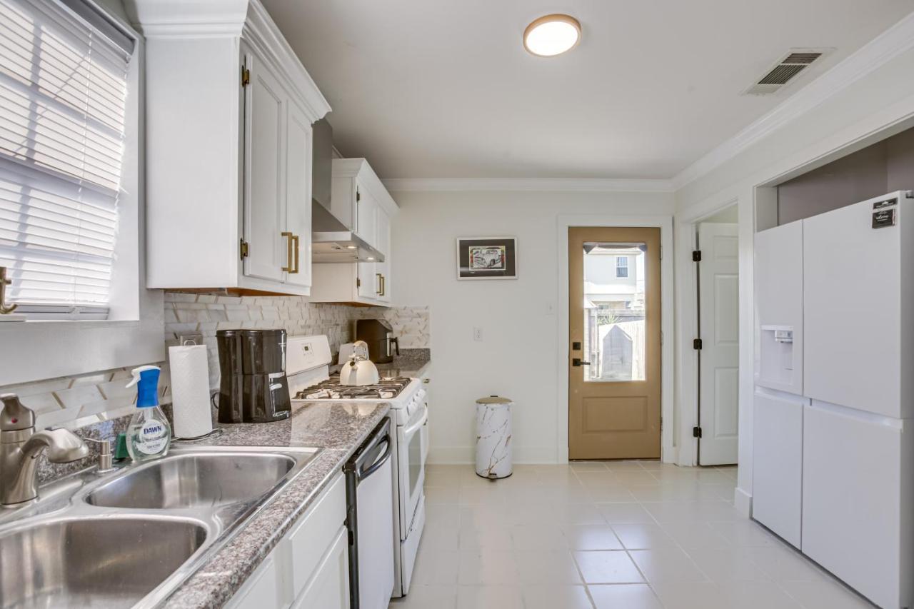 Modern Retreat 7 Mi To French Quarter Holiday home *