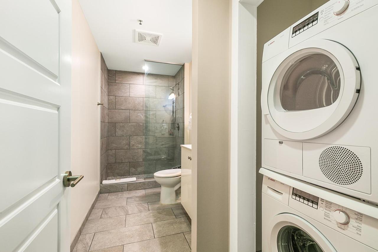 Spacious 4-bed Steps From French Quarter *