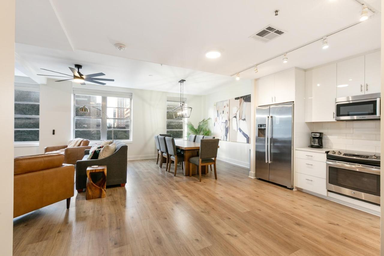 Apartment Spacious 4-bed Steps From French Quarter