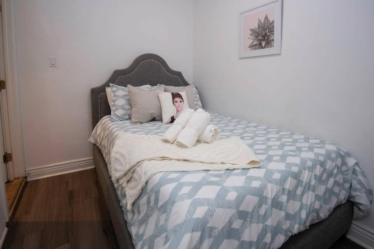 Bed & Breakfast 5 Bedroom - Sleeps 10! Location Next To French Quarter! 3*