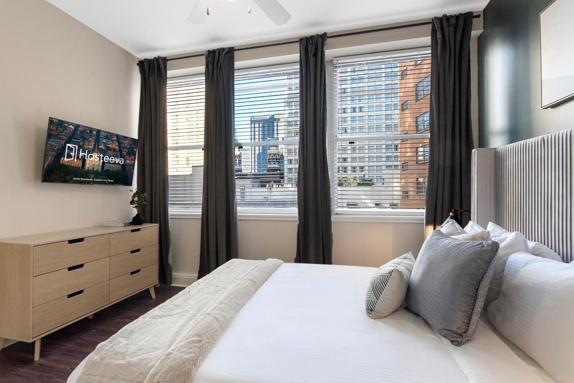 Spacious Modern Near French Quarter Apartment *