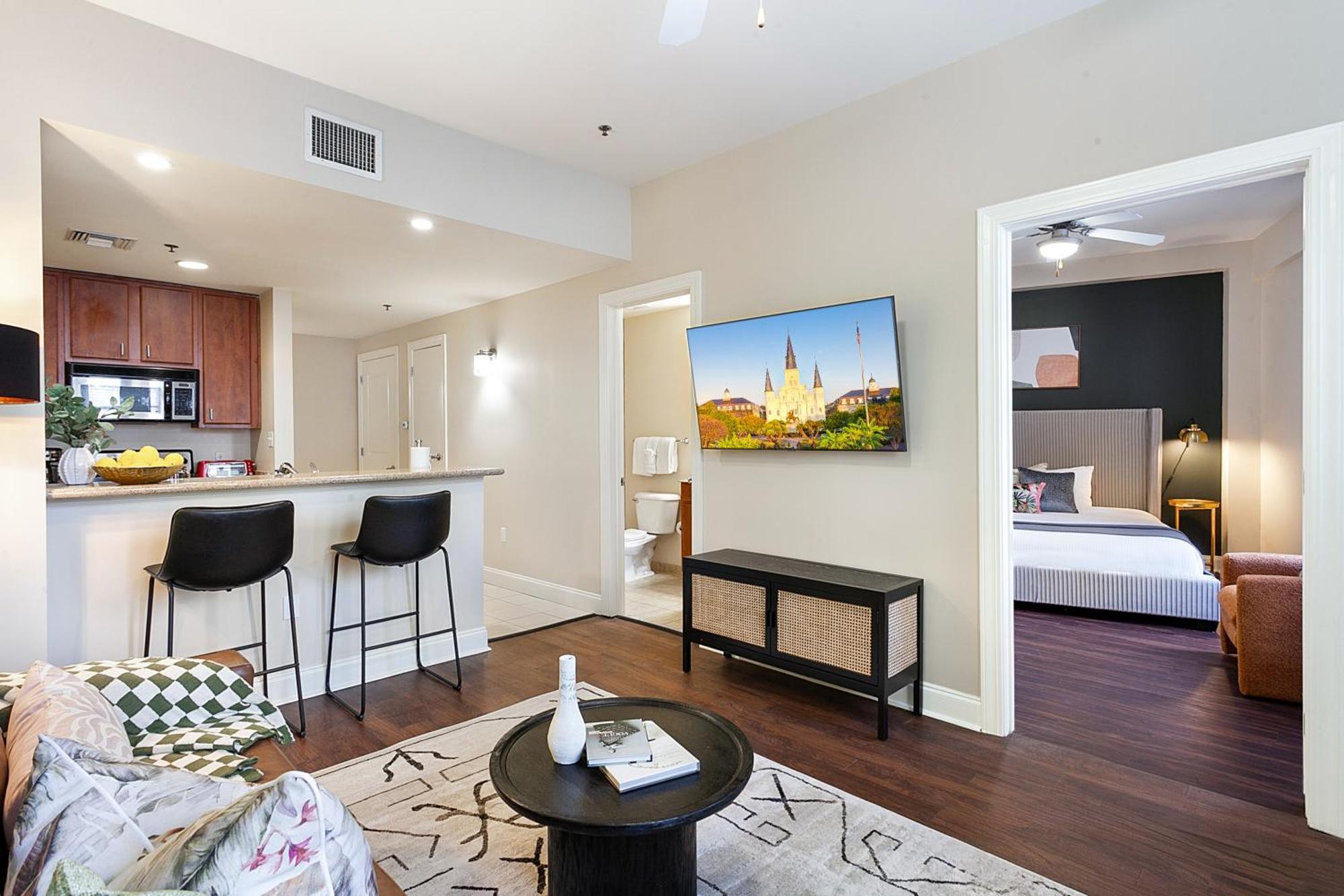 Apartment Spacious Modern Near French Quarter New Orleans