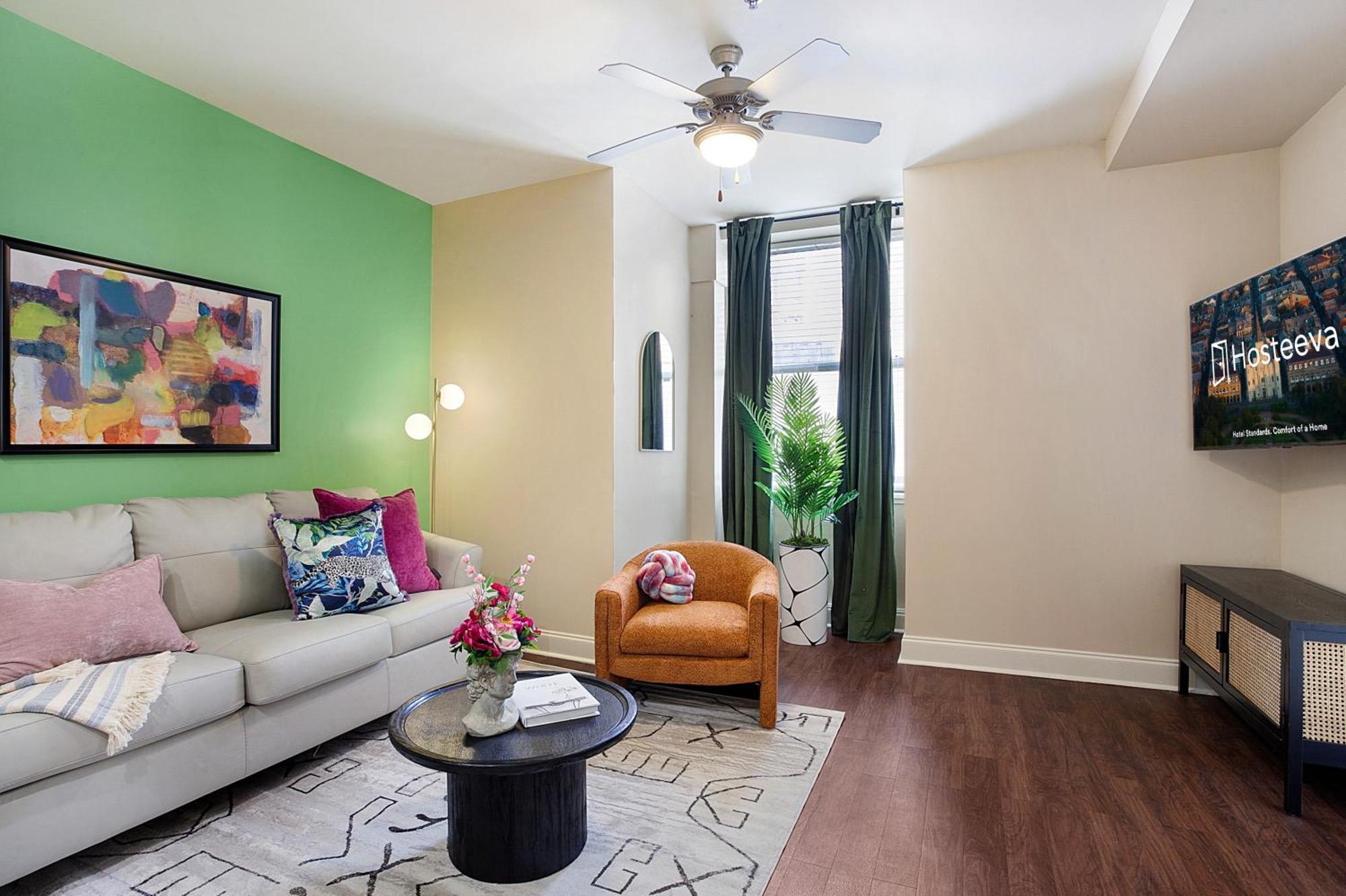 Spacious Modern Near French Quarter *