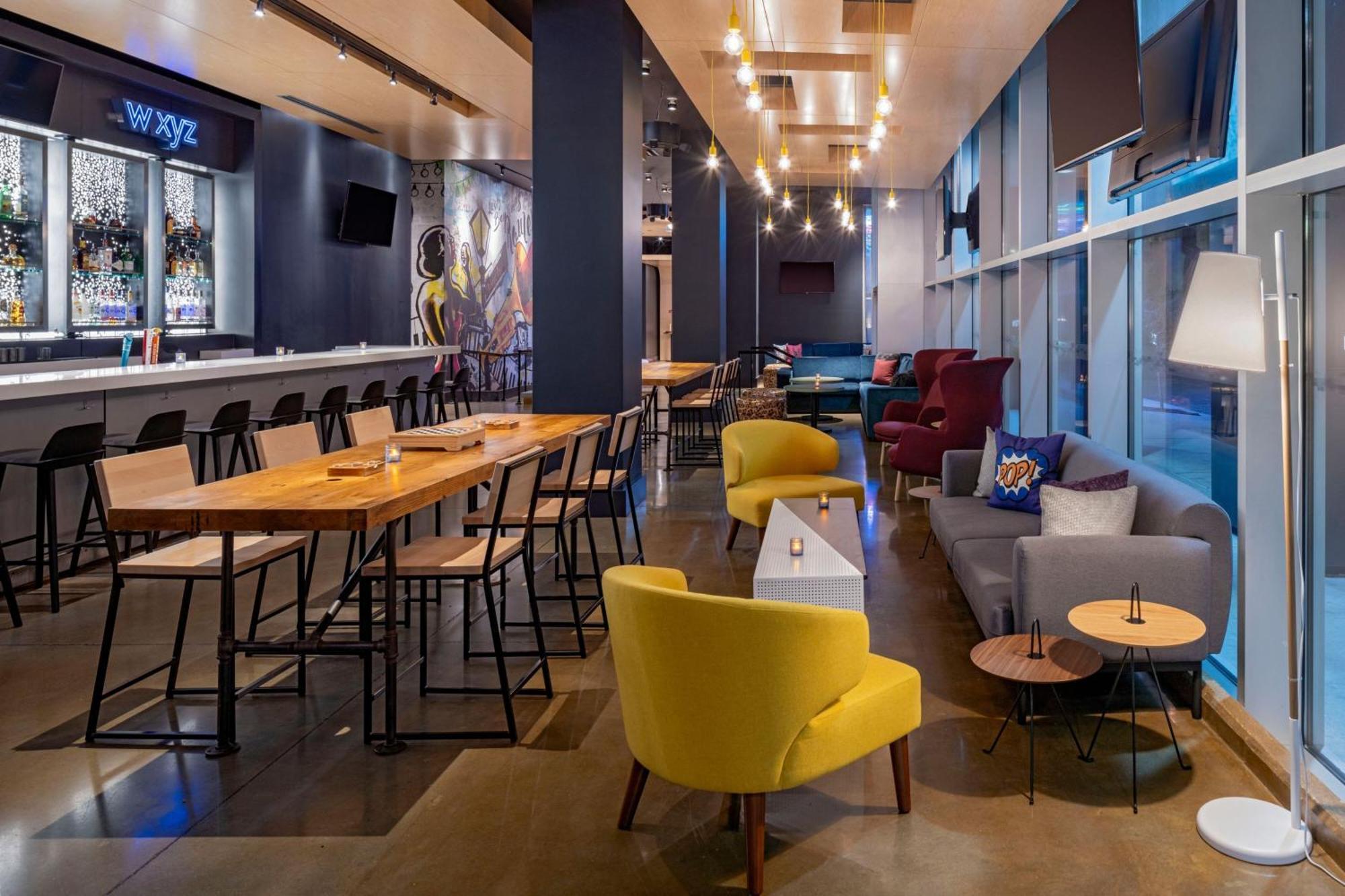 Aloft Downtown 3*