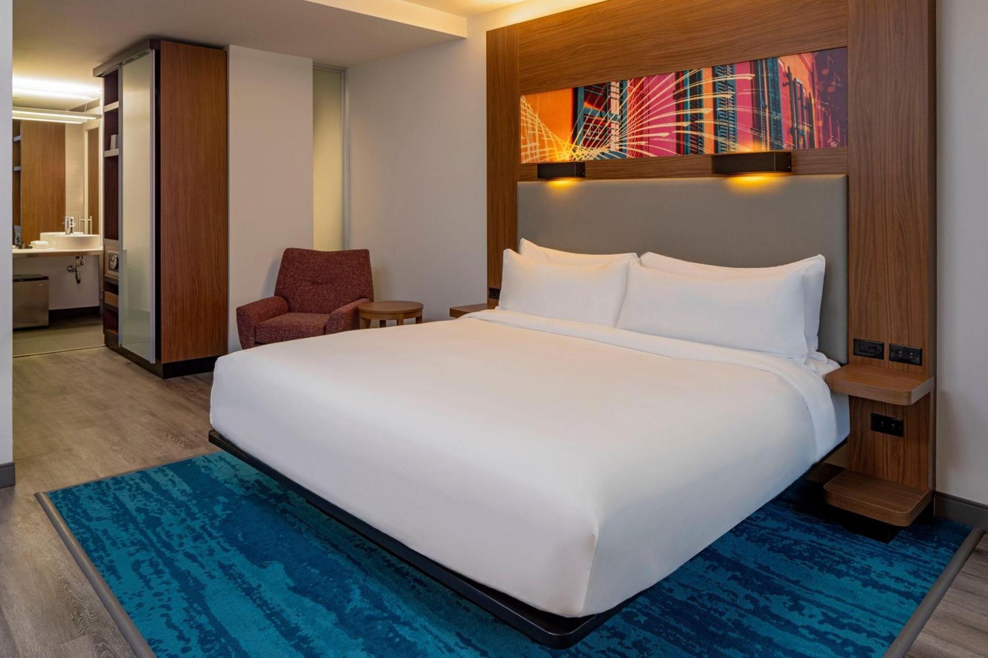 Hotel Aloft Downtown 3*